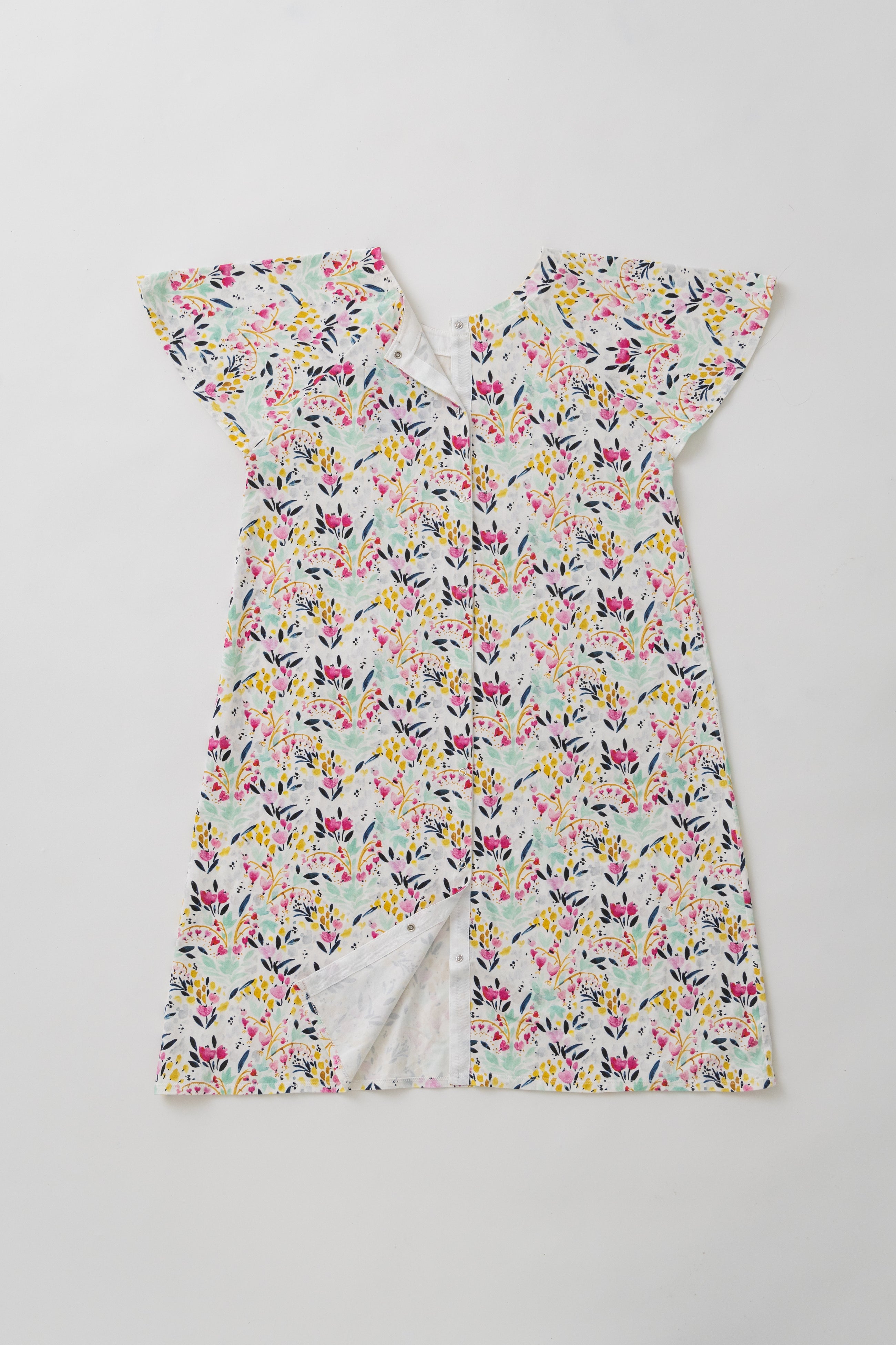 Luxury Patient Gown with snaps