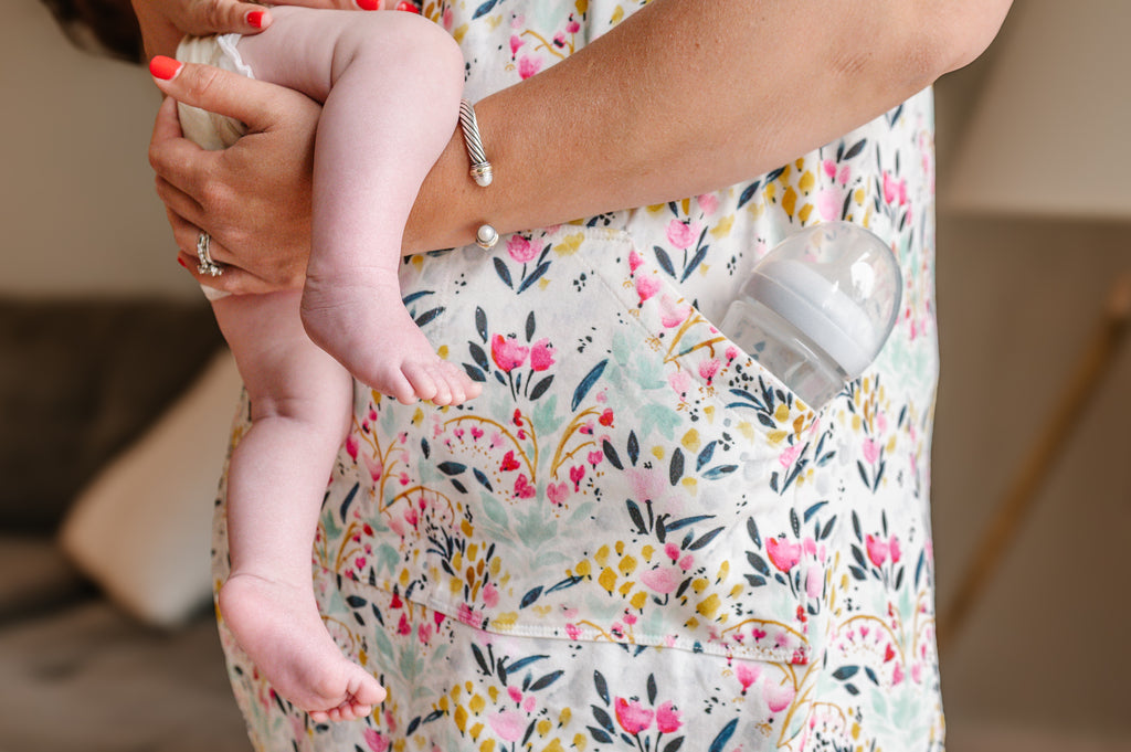 Maternity Patient Gift, Breastfeeding gown with snaps and pockets to hold bottles