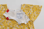 Medical gown with snaps 